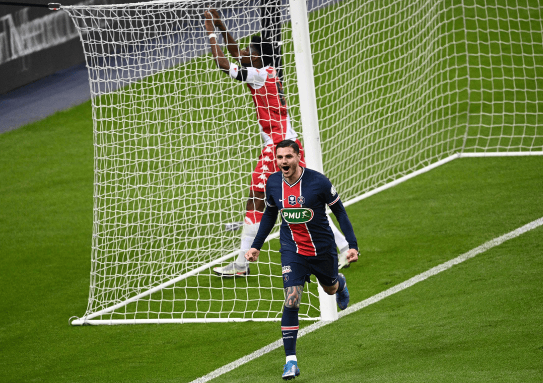 米兰体育报：巴黎批准2376红军球迷入场，欧冠夜王子公园重现喧嚣